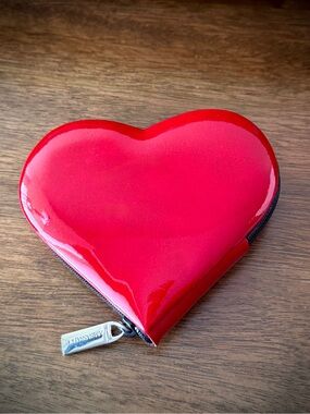 VTG Ambassador Solingen Germany Patent Red Heart Manicure Kit-4 Piece Retro Y2K